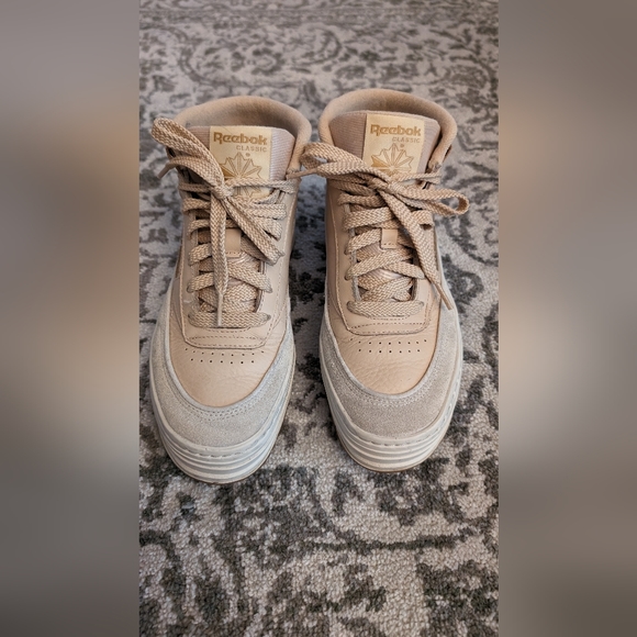 Club C Geo Midweathered women 7 khaki tan mid platform Reebok - Picture 4 of 6